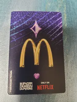 McDonald's Kpop Demon Hunter Card Rumi & Jinu Hands Holo Ultra Rare - Image 3