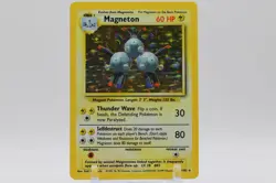 Pokemon TCG Magneton 9/102 Base Set Holo Rare 60 HP English 1999 - Image 1