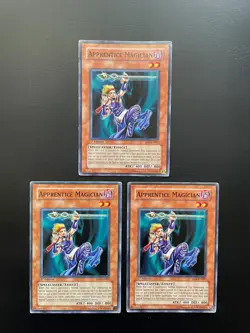 Yugioh Apprentice Magician SD6-EN007 1st Edition Common Damaged X3 - Image 1