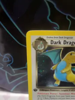 2000 Pokemon Team Rocket Holo Dark Dragonite #5/82 1st Edition - Image 2