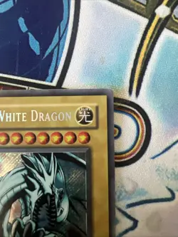 Blue-Eyes White Dragon Secret Rare Card FL1-EN001 Limited Edition NM LP - Image 4