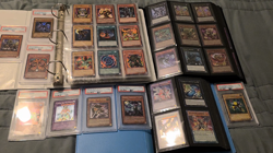 Yu-Gi-Oh! Collection Lot – 1,120 Cards + 8 PSA Grade Slabs – Vintage, Holos, 1st - Image 2