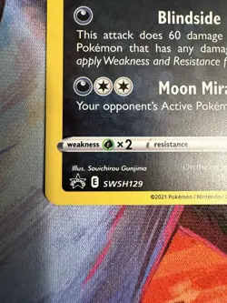 Pokemon Card Umbreon SWSH129 Black Star Promo Holo Near Mint - Image 5