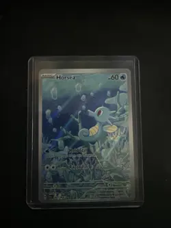 Horsea Shrouded Fable Holo Card 067/064 SV NM Condition - Image 1