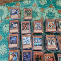 Konami Yu-Gi-Oh! RANDOM Cards Lot (3300+ MONSTER Cards) - Image 3
