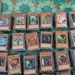 Konami Yu-Gi-Oh! RANDOM Cards Lot (3300+ MONSTER Cards) - Image 4