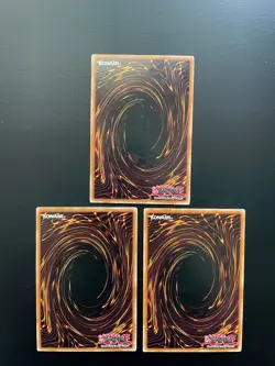 Yugioh Divine Sword - Phoenix Blade SD5-EN018 1st Edition Common Damaged X3 - Image 2