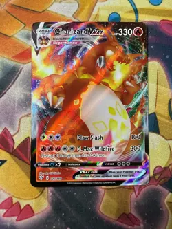 Charizard VMAX 020/189 ULTRA RARE Pokemon TCG Darkness Ablaze NM - Image 1