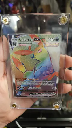 Pokemon TCG Evolving Skies Umbreon VMAX Rainbow Secret 214/203 - Image 1