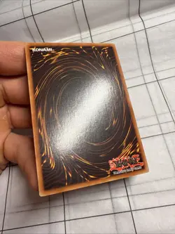 Blue-Eyes White Dragon SDK-001 1st Edition North American English Misprint - Image 4