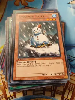 Snowman Eater SDRE-EN016 Structure Deck: Realm of the Sea Emperor 1st Edition - Image 1