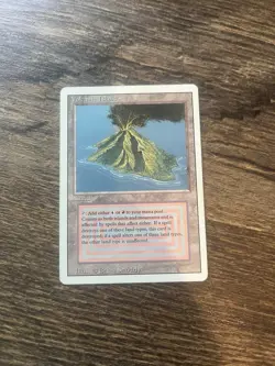 Volcanic Island - HP - Revised - MTG Magic The Gathering - Mis-centering - Image 1