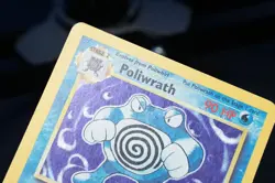 Poliwrath 15/130 - Base Set 2 Pokemon Card Holo - Damaged with crease - Image 4