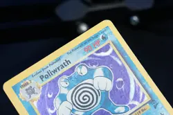Poliwrath 15/130 - Base Set 2 Pokemon Card Holo - Damaged with crease - Image 5