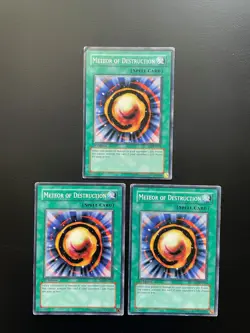 Yugioh Meteor Of Destruction SD3-EN026 1st Edition Common Damaged X3 - Image 1