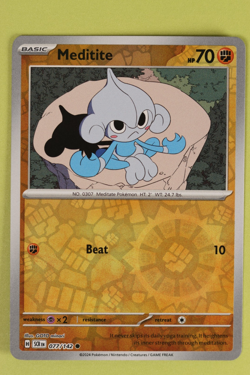 Pokemon TCG Stellar Crown Meditite 077/142 Reverse Holo NM NP - Image 1