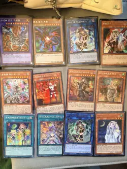 YUGIOH KOREAN/JAPANESE LOT ALL CARDS PHOTOGRAGHED ARE IN LOT!!! - Image 3