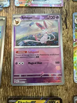 Sylveon -040/131 - Pokeball Holo - Pokemon TCG - Prismatic Evolutions - NM - Image 1