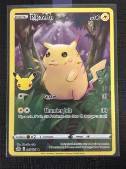 2021 POKEMON CELEBRATIONS PIKACHU 005/025 HOLO RARE - Image 1