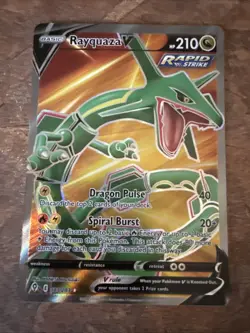 Rayquaza V 193/203 Evolving Skies Pokemon TCG Card - Image 1