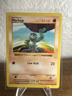 Pokemon Machop Shadowless Base Set Common 52/102 NM WOTC 1999 - Image 1