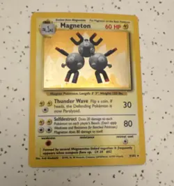 Pokemon Magneton 9/102 Base Set Holo Rare 60 HP Card English Keiji Kinebuchi - Image 1