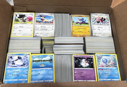 HUGE Pokemon BULK lot 20lbs 4000 Cards Common Uncommon HOLO RARE Reverse Holo - Image 3
