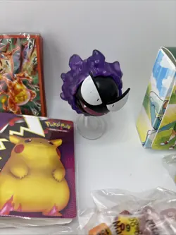 Pokemon TCG - Accessories LOT (Card Sleeves, Dice, Coins, Energy Packs, etc) - Image 4