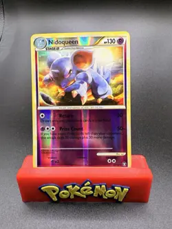 Pokemon TCG Nidoqueen 28/102 Reverse Holo Rare HGSS Triumphant NM - Image 1