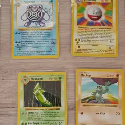 Pokemon Base Set Shadowless Card Lot (18 Cards) - Image 5