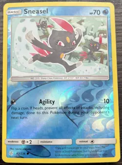 Sneasel 43/236 Pokemon TCG Sun & Moon Cosmic Eclipse Reverse Holo Light Play LP - Image 1