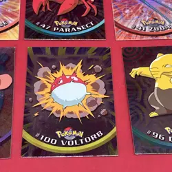 (17 Cards) Pokemon Topps Blue & Black Label Cards Arbok, Voltorb, Zubat, Etc - Image 4