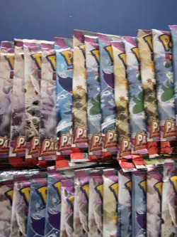 Pokemon Scarlet & Violet Base (x24) Paldea Evolved (x52) Totals 76 Booster Packs - Image 3