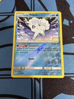 POKEMON COSMIC ECLIPSE ALOLAN VULPIX 39/236 COMMON REVERSE HOLO NM - Image 1
