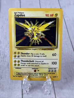 LP Zapdos - 16/102 - Pokemon Base Set Unlimited Holo Rare Card - Image 1