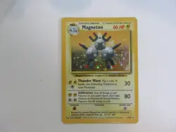 Pokemon Magneton 9/102, Base Set Holo, MP - Image 1