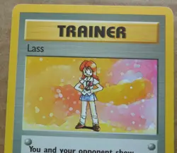 Lass 75/102 Rare Non-Holo Base Set Pokemon Trainer Card LP - Image 2