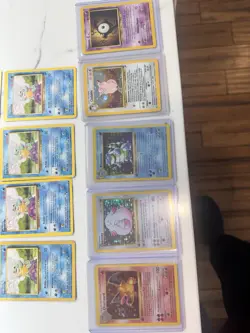 Pokemon TCG Base Set Lot Wizards Charizard Blastoise Holo and others. - Image 3