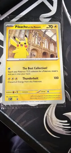 Pokemon x Natural History Museum Promo - Pikachu At The Museum JUMBO card - Image 1