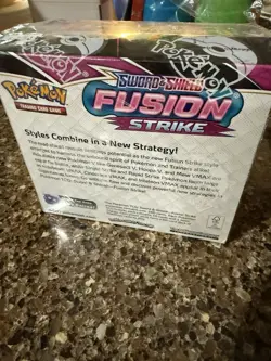Pokemon TCG Sword & Shield Fusion Strike Booster Box 820650819162 - Image 2