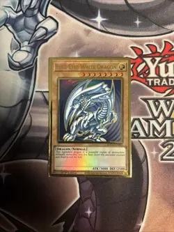 BLUE-EYES WHITE DRAGON 1ST EDITION GOLD RARE MAGO-EN001 YUGIOH VLP (CS) (2) - Image 1