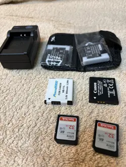 canon Power Shot ELPH … 360 HS with case, charger, 4 batteries &2 cards - Image 2