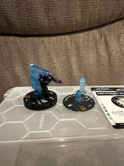 HeroClix Wonder Woman 80th Series -The Flash 070 Fire Hydrant (Blue) s008w/Card - Image 3