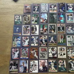 65 CARD GRIFFEY/BONDS LOT 🔥 INSERTS, BASE CARDS! INSANE VALUE! - Image 2