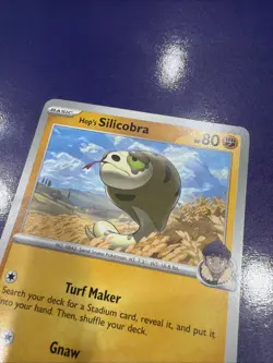 Hop's Silicobra 086/159 Sv09: Journey Together Regular Nintendo Pokemon Card - Image 3