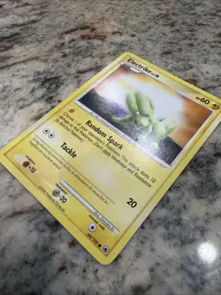 Electrike 64/100 Majestic Dawn Regular Nintendo Pokemon Card - Image 2