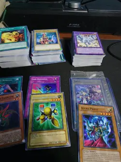 Yu-Gi-Oh 300 Trading Cards Plus Storage Tin Lot - Image 2