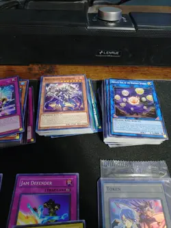 Yu-Gi-Oh 300 Trading Cards Plus Storage Tin Lot - Image 3