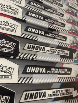Pokemon TCG Unova Heavy Hitters Premium Collection Box Scarlet & Violet - Image 3