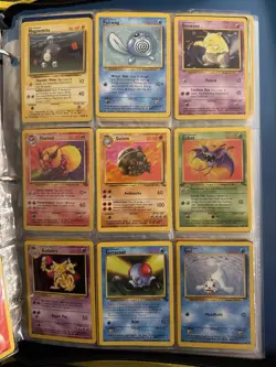 Pokemon TCG Vintage Binder Collection – Base, Jungle, Fossil, Legendary - Image 1